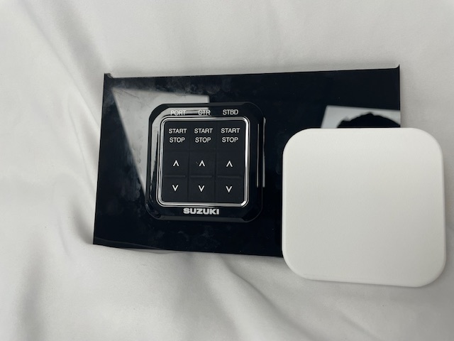 Suzuki Triple Engine Control Cover